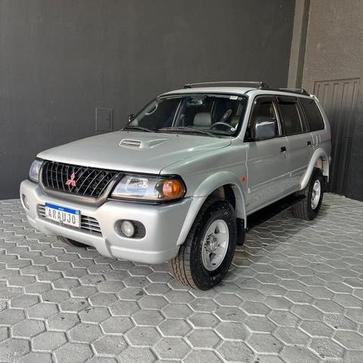 MITSUBISHI PAJERO SP. 4X4 SE