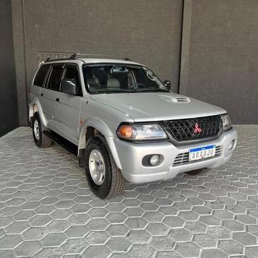 MITSUBISHI PAJERO SP. 4X4 SE