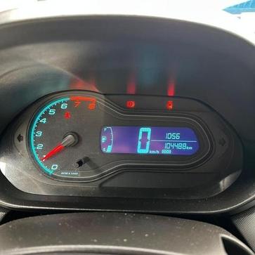 CHEVROLET ONIX 1.0MT LT