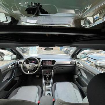 VOLKSWAGEN T CROSS COMFORTLINE TSI AT