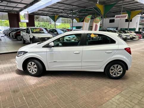 CHEVROLET ONIX 1.0MT JOYE