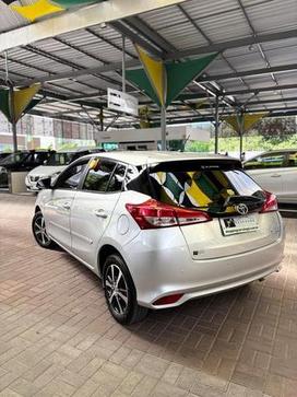 TOYOTA YARIS HA XL13LIVE