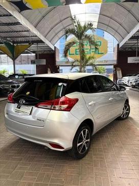 TOYOTA YARIS HA XL13LIVE