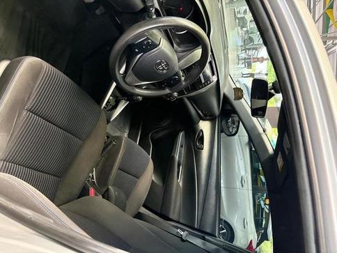 TOYOTA YARIS HA XL13LIVE