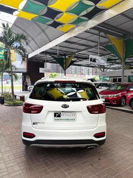 KIA SORENTO EX 2.4 7 LUGAR
