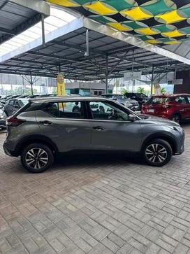 NISSAN KICKS ACTIVE CVT