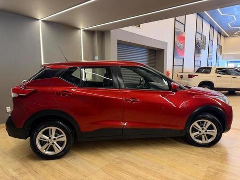 NISSAN KICKS ACTIVE CVT