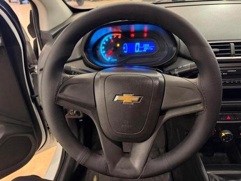 CHEVROLET ONIX 1.0MT LT