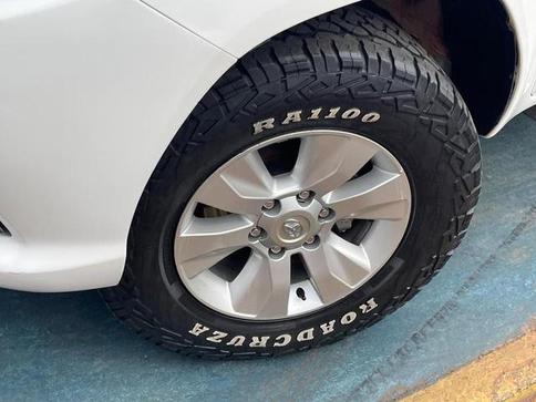 TOYOTA HILUX CDSRVA2GF