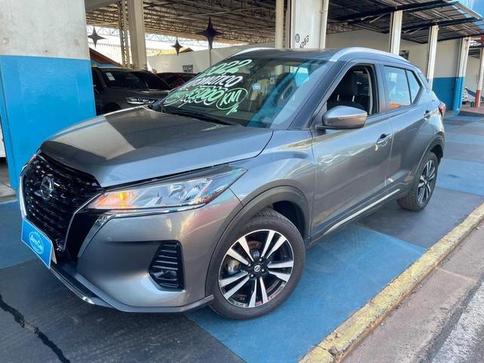 NISSAN KICKS ADVANCE CVT