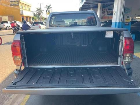 TOYOTA HILUX CD 4X4 2.8 DIESEL MEC.