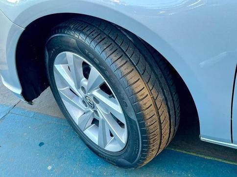 VOLKSWAGEN VOYAGE 1.0L MC5