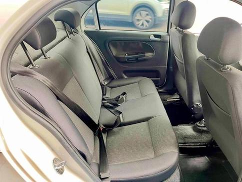 VOLKSWAGEN NOVO VOYAGE 1.0