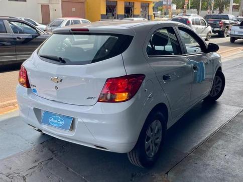 CHEVROLET ONIX 10MT JOYE