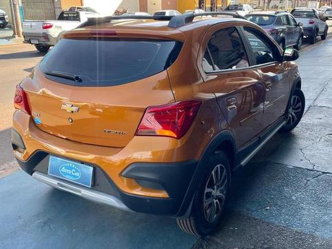 CHEVROLET ONIX 1.4MT ACT