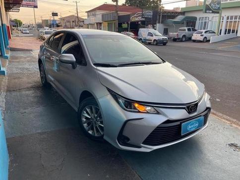 TOYOTA COROLLA GLI 20