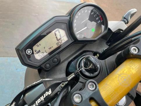 YAMAHA XJ6 N ABS