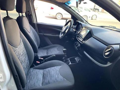 FIAT UNO ATTRACTIVE 1.0