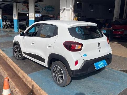 RENAULT KWID INTENS 2