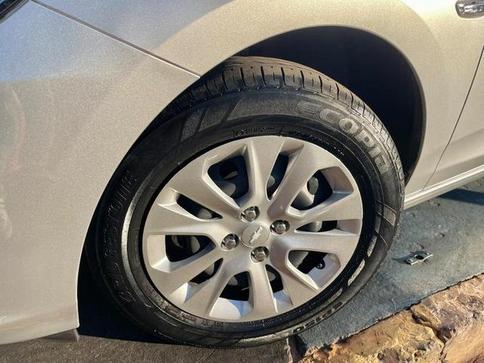 CHEVROLET ONIX PLUS 10MT LT1