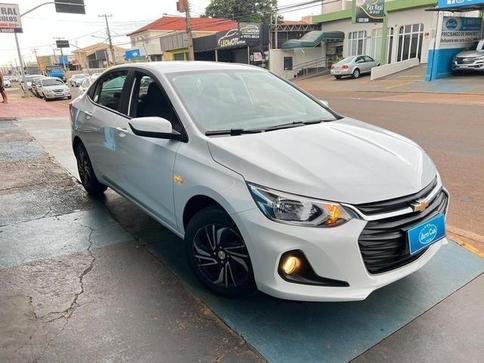 CHEVROLET ONIX PLUS 10MT LT2