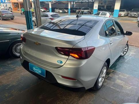 CHEVROLET ONIX PLUS 10MT LT2