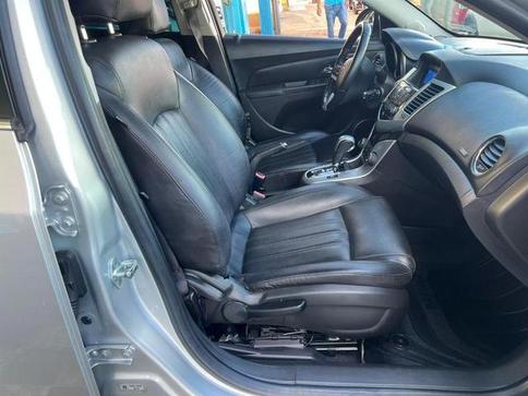 CHEVROLET CRUZE LT HB