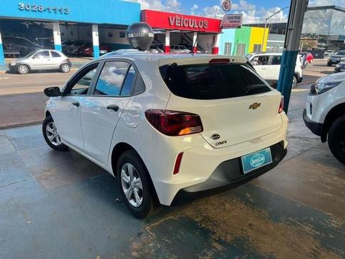CHEVROLET ONIX 10MT HB