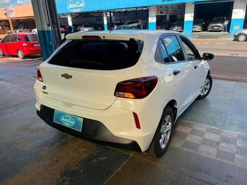CHEVROLET ONIX 10MT HB