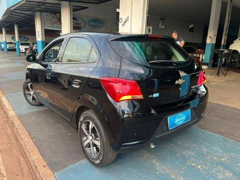 CHEVROLET ONIX 1.4MT LTZ
