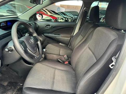 TOYOTA ETIOS HB X 13L MT