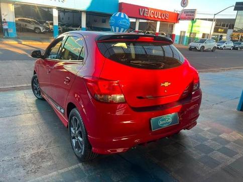 CHEVROLET ONIX 1.4MT EFF