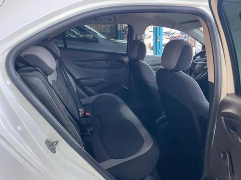 CHEVROLET ONIX 1.0MT LT