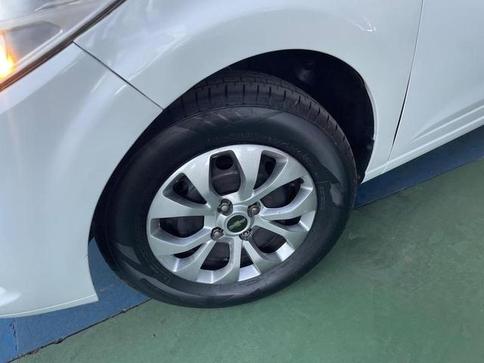 CHEVROLET ONIX 1.0MT LT