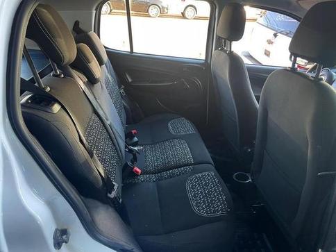 FIAT UNO ATTRACTIVE 1.0