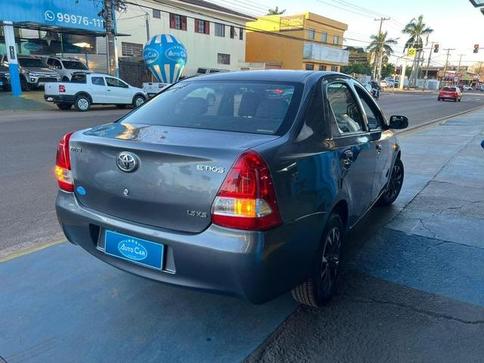 TOYOTA ETIOS SD XS