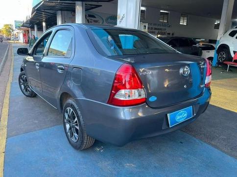 TOYOTA ETIOS SD XS