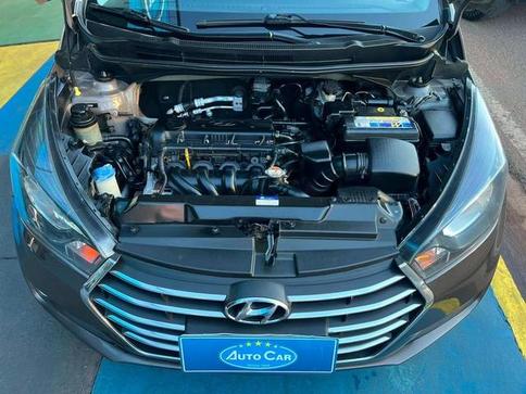 HYUNDAI HB20S 1.6 COMFORT PLUS 16V FLEX 4P AUTOMATICO