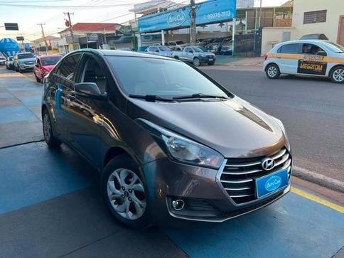 HYUNDAI HB20S 1.6 COMFORT PLUS 16V FLEX 4P AUTOMATICO