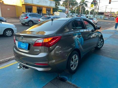 HYUNDAI HB20S 1.6 COMFORT PLUS 16V FLEX 4P AUTOMATICO