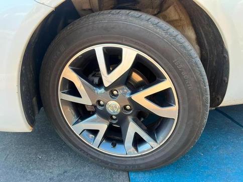 NISSAN VERSA 16UNIQUECVT
