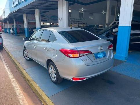 TOYOTA YARIS SD XL 15 MT