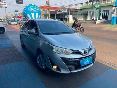TOYOTA YARIS SD XL 15 MT