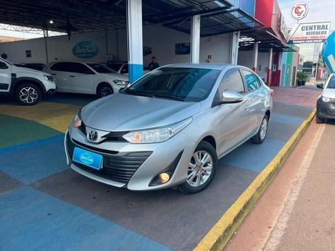 TOYOTA YARIS SD XL 15 MT