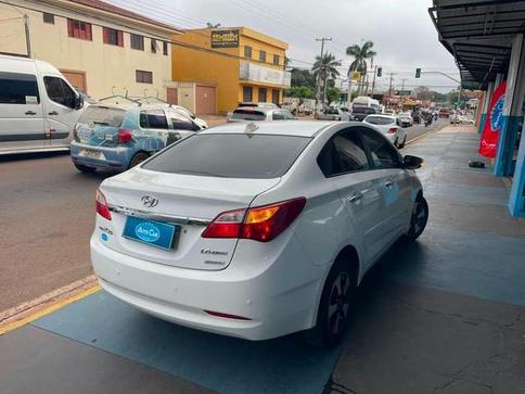 HYUNDAI HB20S 1.6 A COMF
