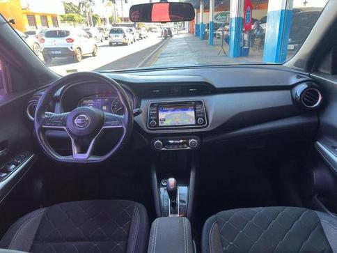 NISSAN KICKS SV CVT