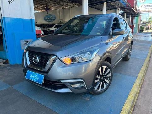 NISSAN KICKS SV CVT