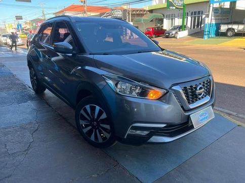 NISSAN KICKS SV CVT