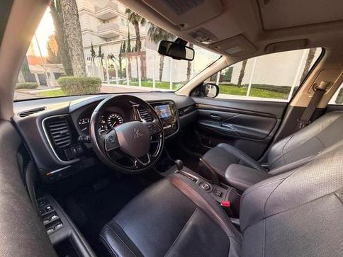 MITSUBISHI OUTLANDER GT 3.0 V6 Aut.