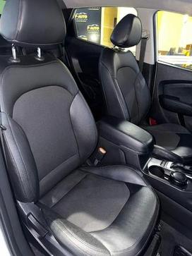 HYUNDAI IX35 2.0